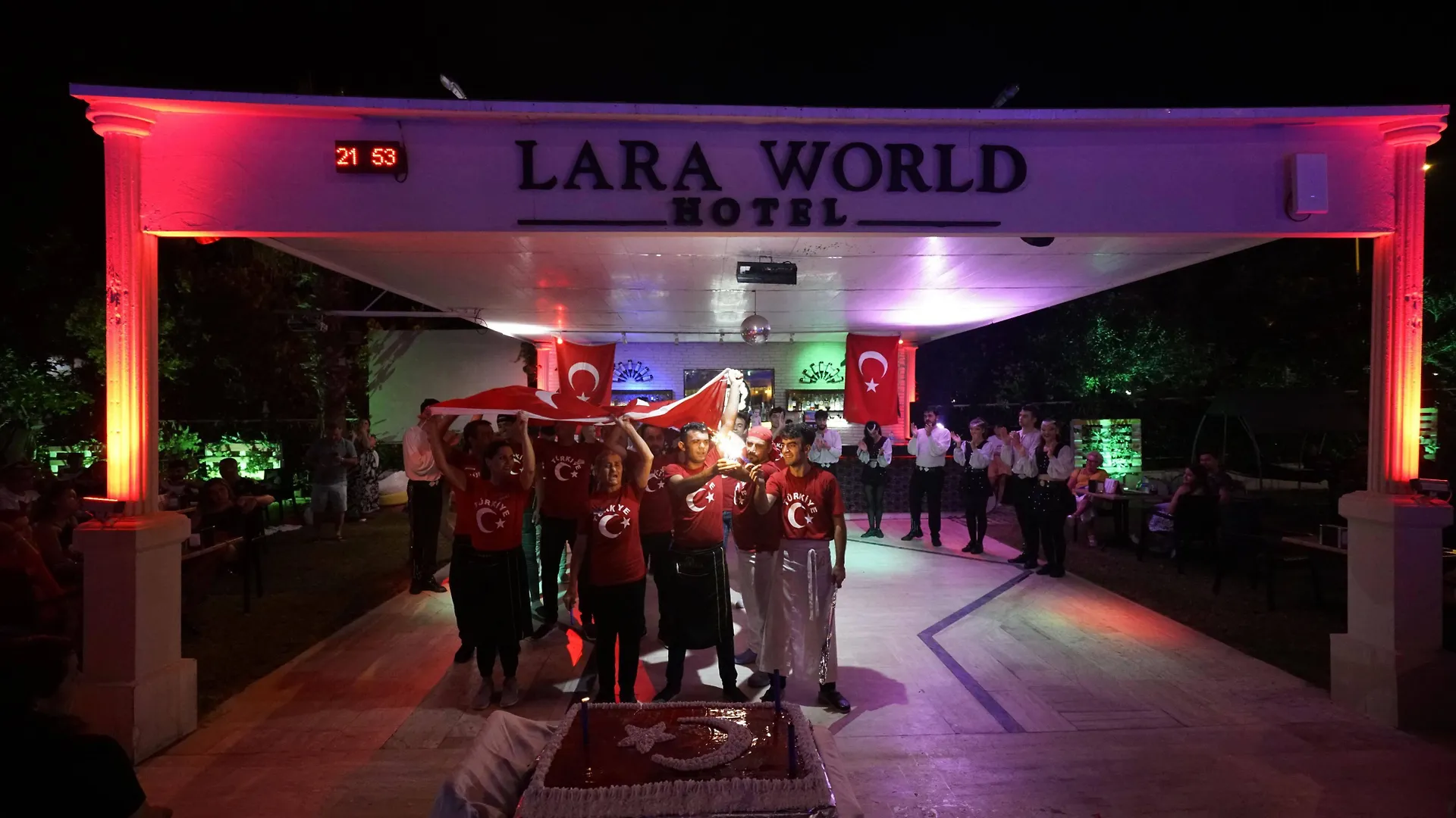 Lara World Hotel Antalya 3*,